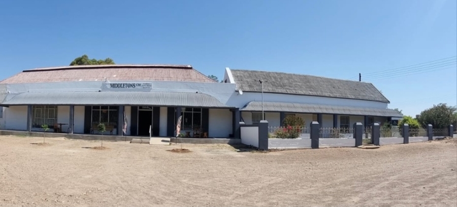 7 Bedroom Property for Sale in Steytlerville Eastern Cape